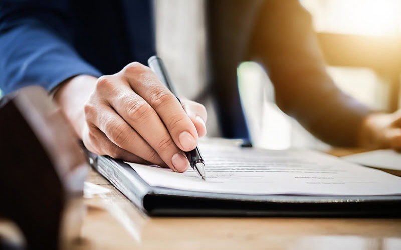 La administración como aliada principal